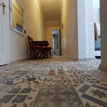 Antikvilla *