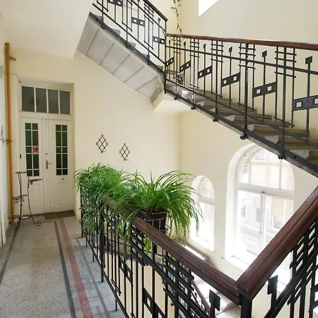 Antikvilla Apartament *